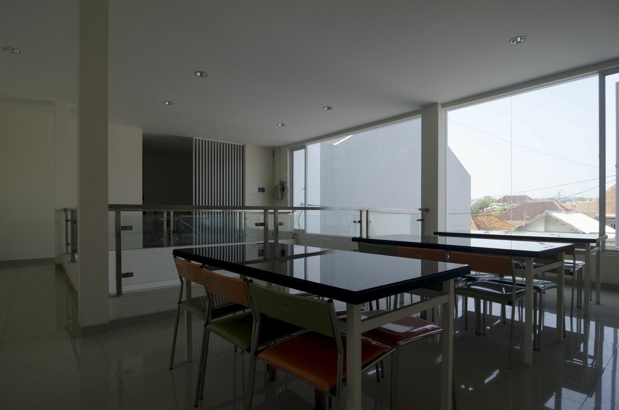 Reddoorz Near Lawang Sewu Hotel Semarang Ngoại thất bức ảnh